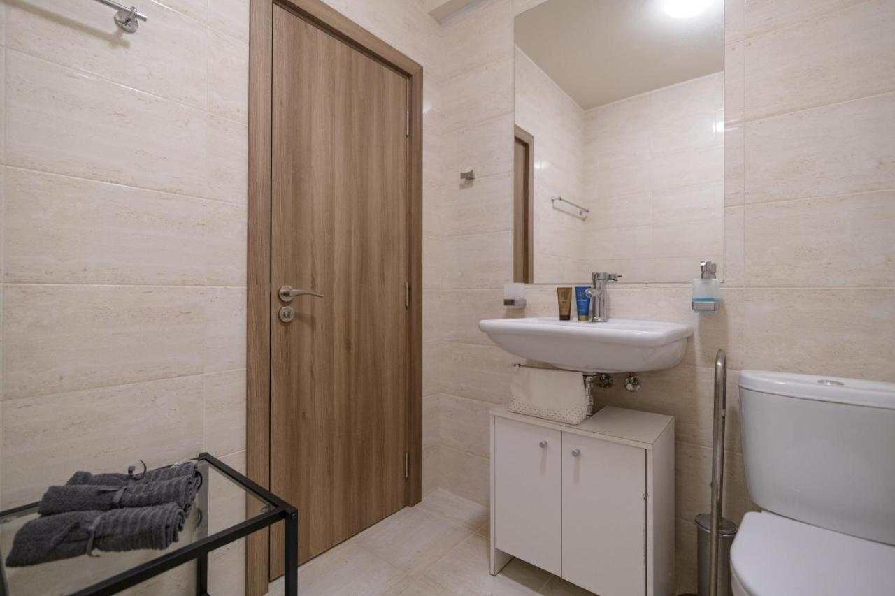 Мarelis Luxe Port Apartment Varna Luaran gambar